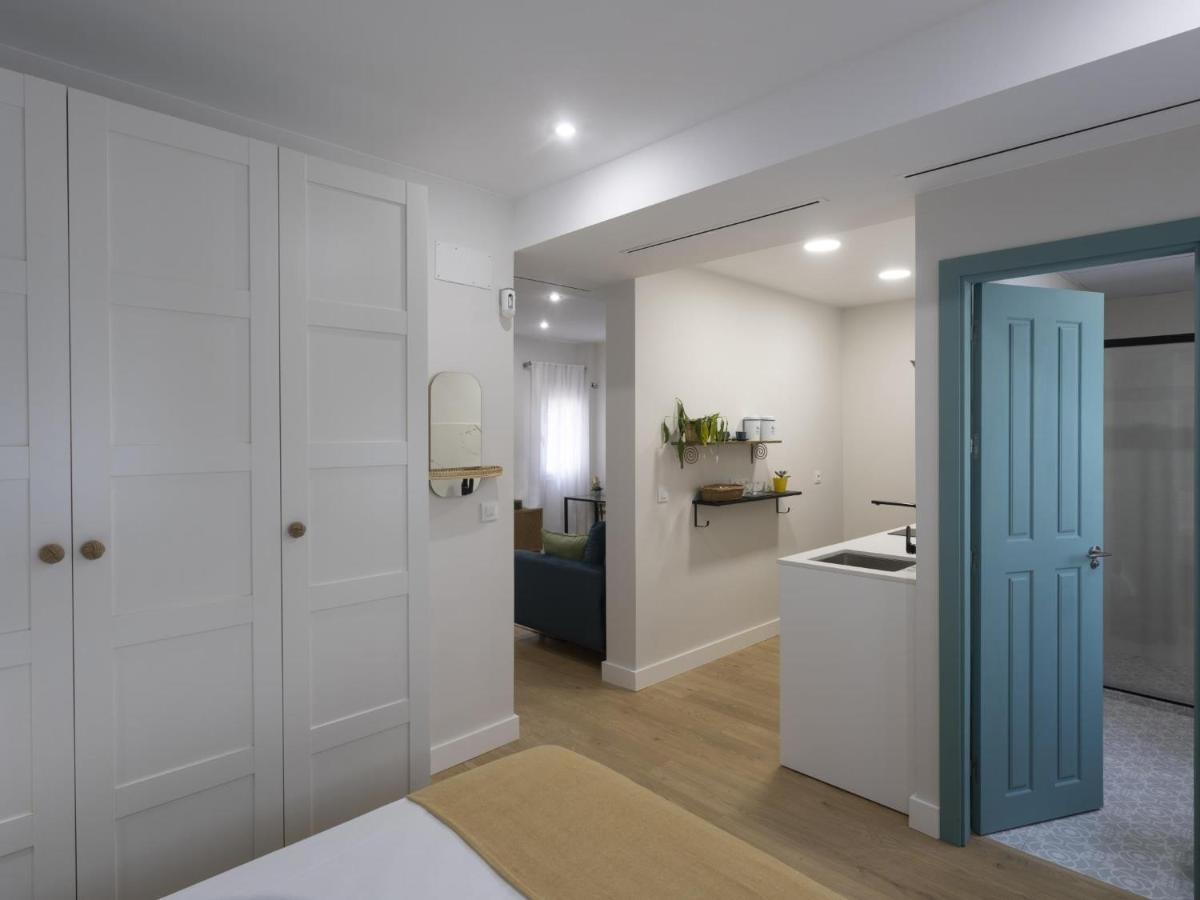 Beautiful Blue Triana Apartment Σεβίλλη Εξωτερικό φωτογραφία