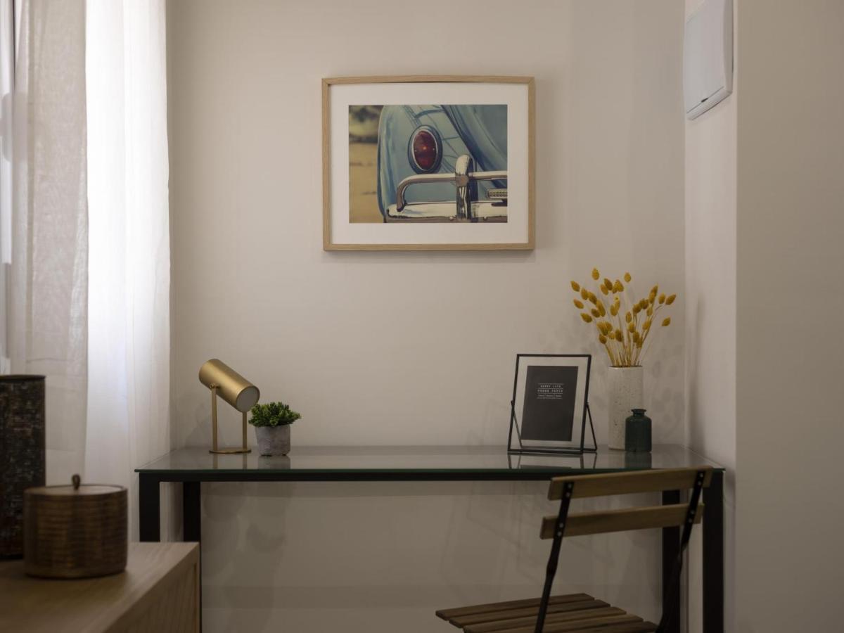 Beautiful Blue Triana Apartment Σεβίλλη Εξωτερικό φωτογραφία